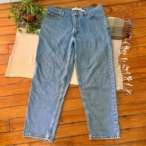VTG Y2K Levi’s 560 Comfort Fit 100% Cotton Jeans- Waist 36